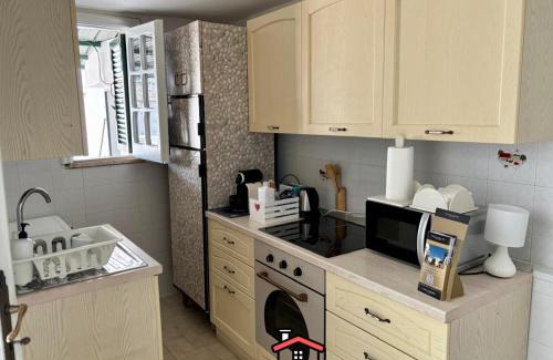 Bitonto Apartamento | Casa Bianca bnb,Big Terrace,10 min Airport Beaches