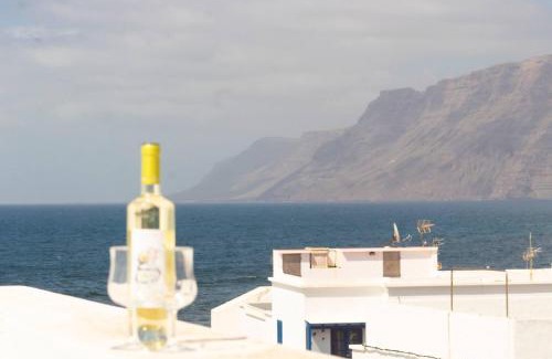 Caleta de Famara Casa | Casa Bianca Caleta De Famara