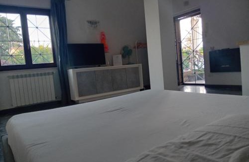 Zona XXX Castel Fusano Apartamento | Casa Bibi