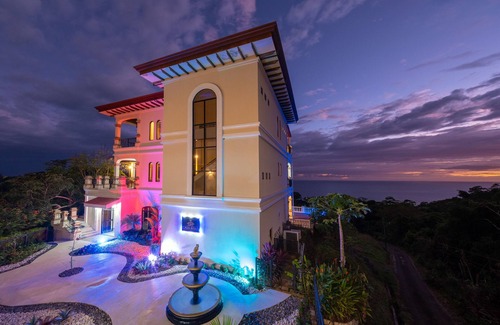 Playa Hermosa Villa | Impresionantes vistas del océano y la montaña - CASA BISILY