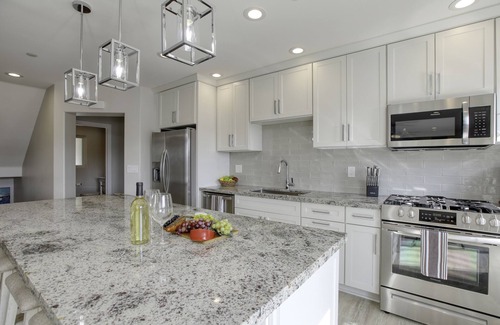 Callender Casa | Casa Blanca 3Bdrm Home Steps from Beach, Golf & Wine