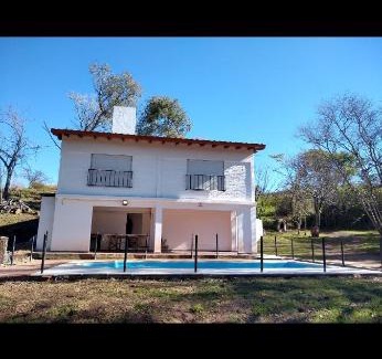 Villa Rumipal Casa | Casa Blanca