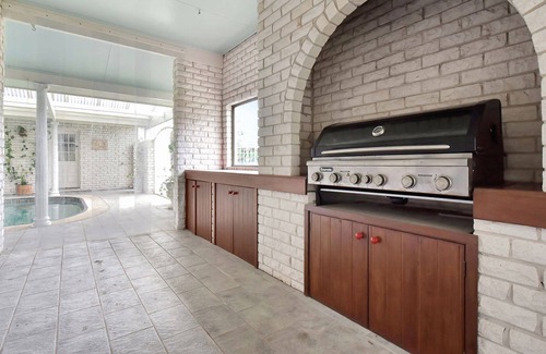 Black Hill Casa | Casa Blanca Newcastle