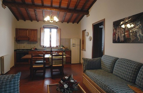Montaione Casa | Casa Bonaventura A: Un apartamento acogedor en el estilo característico de la campiña toscana.