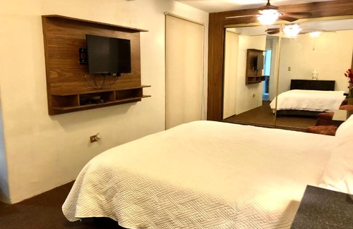 Mexicali Casa | Casa Bonita cerca de Zona Dorada