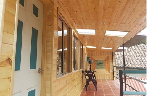 Aquitania Cabina | Casa Botero, Cabañas Yukatán, Lago de Tota