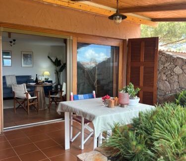 Villaggio Piras Casa | Casa Bougainvillea