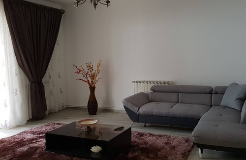 Brasov Villa | Casa Brad, villa de 3 dormitorios, cerca de Brasov