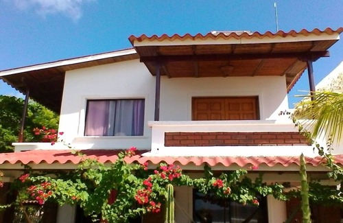 Popoyo Villa | Casa Brisas de Popoyo Yoga Surf house right in front of the Ocean