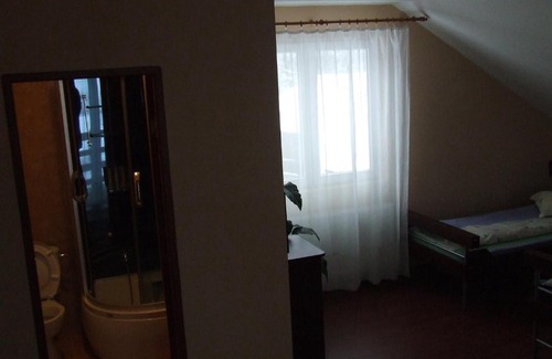 Cavnic Casa | Casa Bryanna