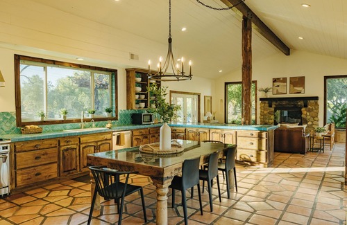 Ojai Otro | Casa Buho- Relax and Reset