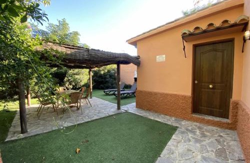 El Palmar Casa | Casa Bungalows con jardín privado y piscina compa