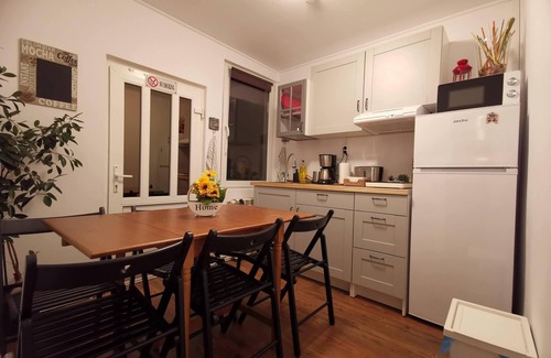 Sinaia Casa | Casa Bunicilor - 3 bedroom house in center Sinaia