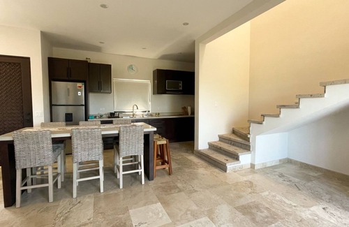 Buenavista Casa | Casa BV: Beautiful house short walk from beach