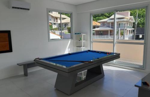 Barra da Lagoa Casa | Casa c/SPA e mesa de sinuca 240 m2