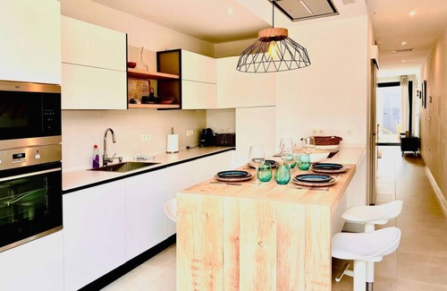 Conil de la Frontera City Center Casa | Casa Calima-Adosado moderno con vistas al mar, cerca de la playa y del centro