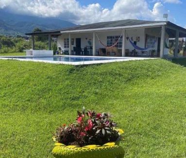 Darien Casa | Casa Campestre Lago Calima
