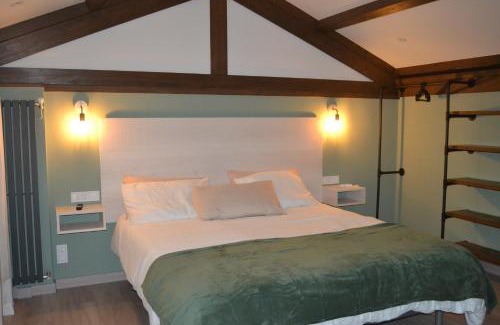 Los Corrales de Buelna Casa | Casa Canal de las Tejeras