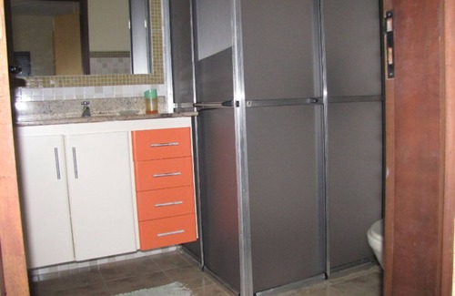Juquehy Apartamento | Casa Canto Juquehy, a 50 metros de la playa, hasta 10 personas, buen precio, buena casa