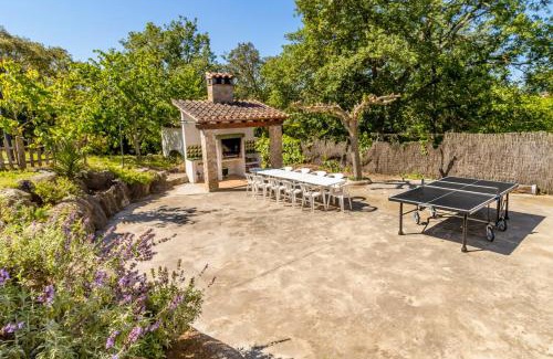 Can Carbonell Chalet De Esquí | Casa Carbonell Casa bonita con piscina y jardín