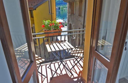 Porto Ceresio Casa | Casa CarMa