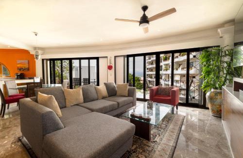 Amapas Apartamento | Casa Carmen Zona Romantica, 2BD, 3 bath condo
