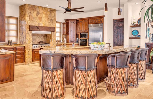 Cabo Bello Villa | Casa Carreta | Oceanfront Villa Next to the Esperanza Beach