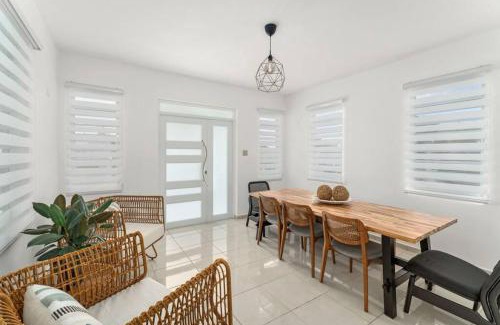 Aguacate Casa | Casa Catalina - 11 min from BQN