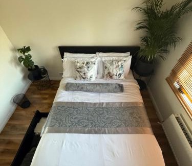 Caterham Casa | Casa Caterham