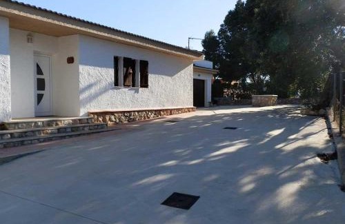 Costa Dorada Casa | Casa cerca del mar con piscina privada, aire opcional, wifi, admite mascotas y cerca de playa para perros - ES-184-37