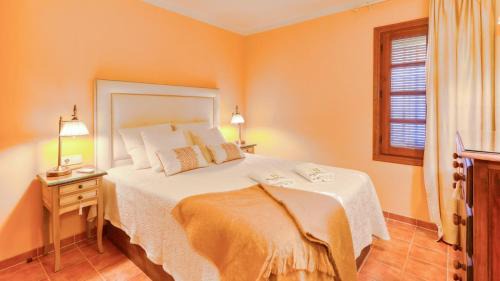 Pizarra Casa | Casa Cerralba Pizarra by Ruralidays