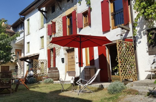 Tarzo Casa | Casa Cesira entre las colinas de Prosecco y los lagos, entre Venecia y los Dolomitas