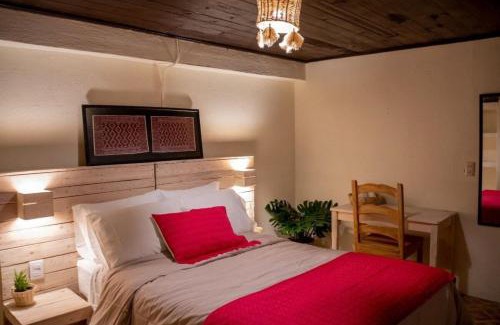 Santa Lucia Cama Y Desayuno | Casa Cheleb