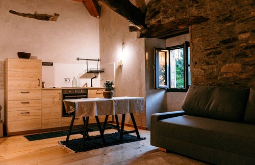 Lugo Apartamento | Casa Chaín, Appartement Moderne en Plein Nature. Maison Renouvelé en Pierre