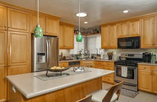 Mount Helix Casa | Casa Charles a private Villa in the foothills of Mt Helix in La Mesa, CA.