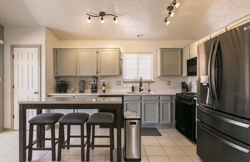 Taylor Ranch Casa | Casa Chiliwood - Short Walk to Petroglyphs / Taylor Ranch