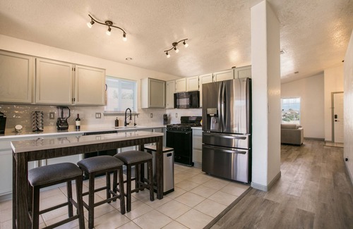 Taylor Ranch Casa | Casa Chiliwood - Short Walk to Petroglyphs / Taylor Ranch