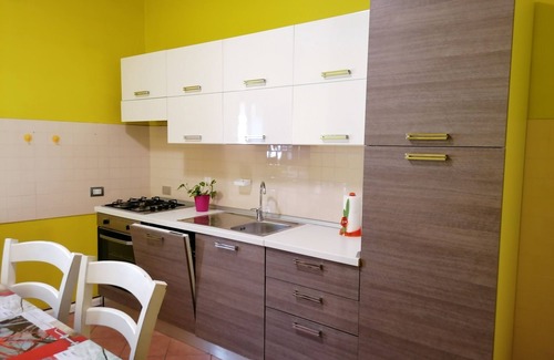 Rezzato Apartamento | Casa Clelia - Between Brescia and Lake Garda 2 large rooms, living room, kitchen