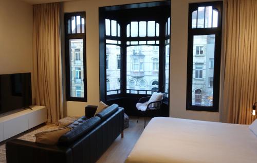 Stationsbuurt Noord Apartamento | Casa Clementina - 3 Bedroom Apartment in a Art-Nouveau House