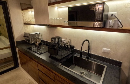Centro Casa | Casa Clementina. Rustic on heart of historical midtown w/pool and amenities.