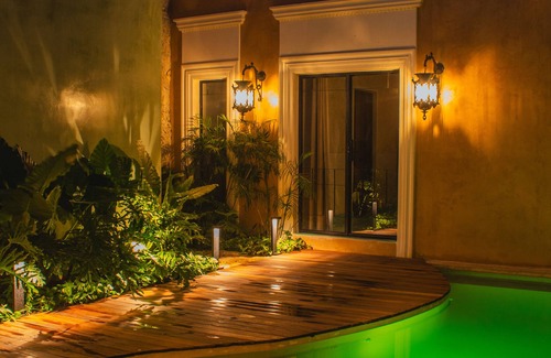 Centro Casa | Casa Clementina. Rustic on heart of historical midtown w/pool and amenities.