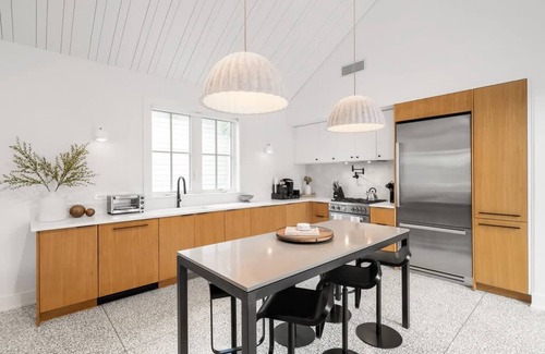 Historic Ybor Apartamento | Casa Cohiba by Brightwild Steps to 7th Ave