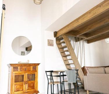 Tomares Casa | Casa Colón, acogedor Loft a 8 min Centro Sevilla