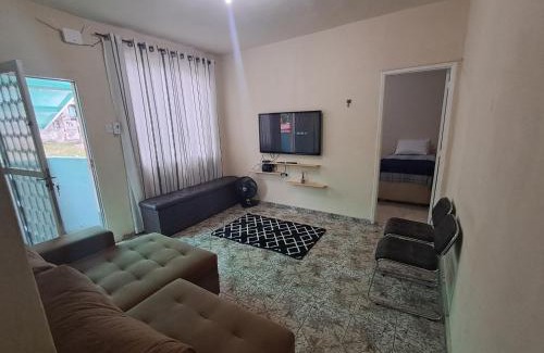 Vigario Geral Apartamento | Casa com 2 Camas Queen e 1 King em Quartos Climatizados