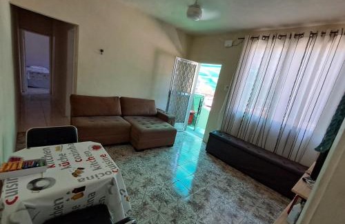 Vigario Geral Apartamento | Casa com 2 Camas Queen e 1 King em Quartos Climatizados