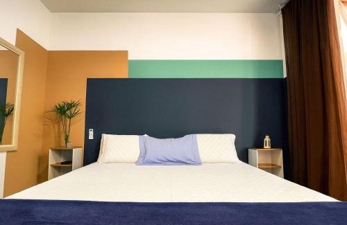 Porto Seguro Casa | Casa com 2 quartos em condomínio tranquilo, suíte com cama king, ar-condicionado, Wi-Fi rápido, cozinha equipada e garagem privativa