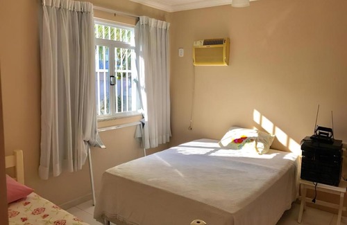 Saquarema Casa | Casa com 3 quartos e 4 banheiros 400m da praia