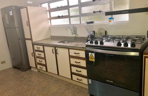 Matinhos Apartamento | CASA COM 3 QUARTOS NA PRAIA DE CAIOBA