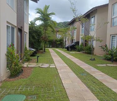 Juquehy Casa | Casa com 3 suítes em condomínio com piscina em Juquehy