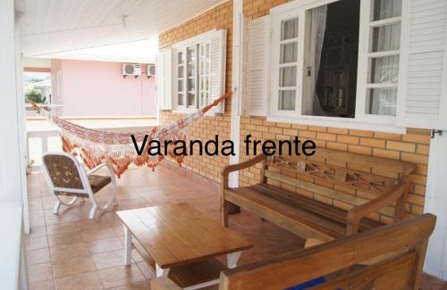 Ponta do Papagaio Casa | Casa com 4 quartos à 200 m da praia c/churrasqueira